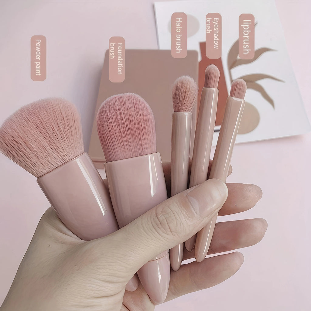 1 Set Chic Pink  Pocket Glam Mini Brush Set