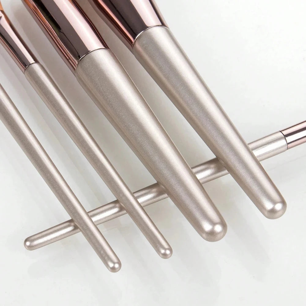 14-Piece Premium Synthetic Makeup Brush Set for Foundation, Powder, Concealers, Eye Shadows, and Blush