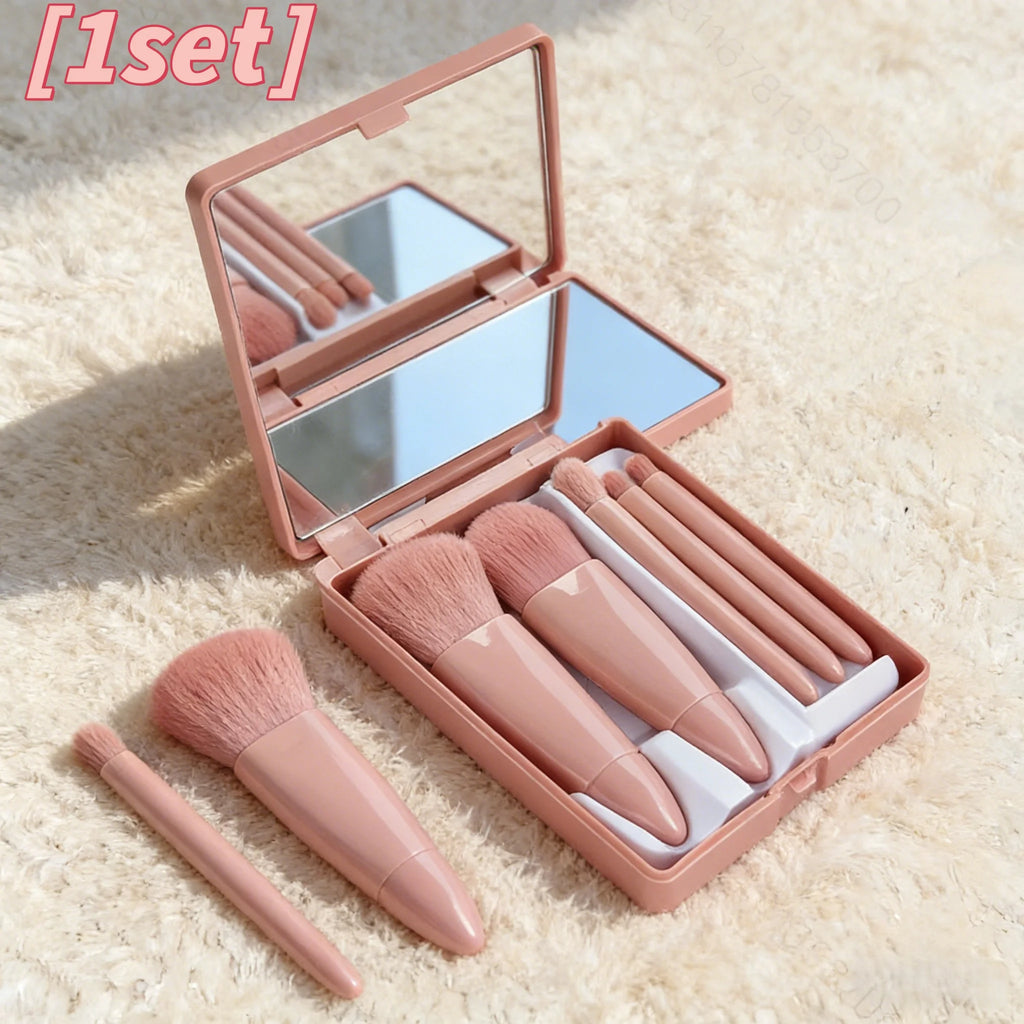 1 Set Chic Pink  Pocket Glam Mini Brush Set