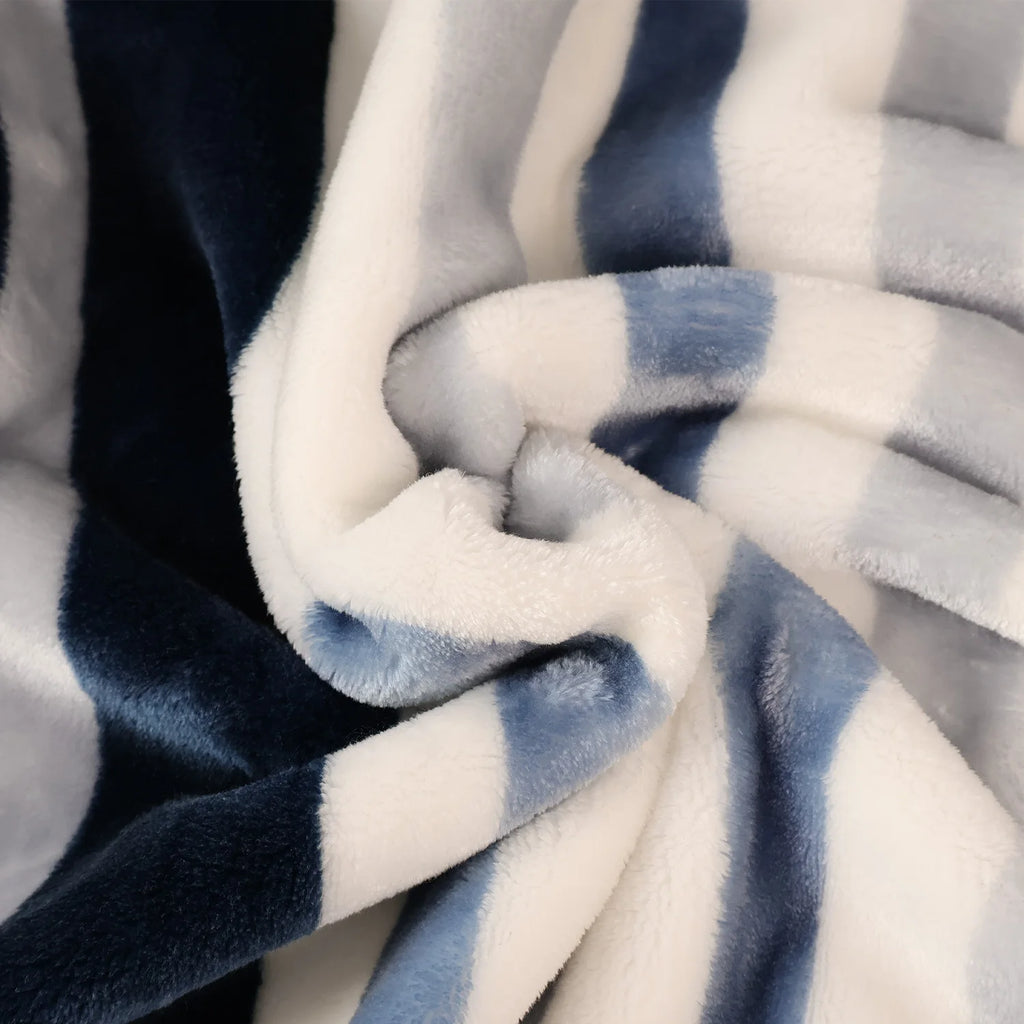 Luxury Blanket, Fuzzy Soft Cozy Flannel Blanket for Home Bed Sofa Couch Chair, Decorative  Blanket, Machine washable, Two sizes