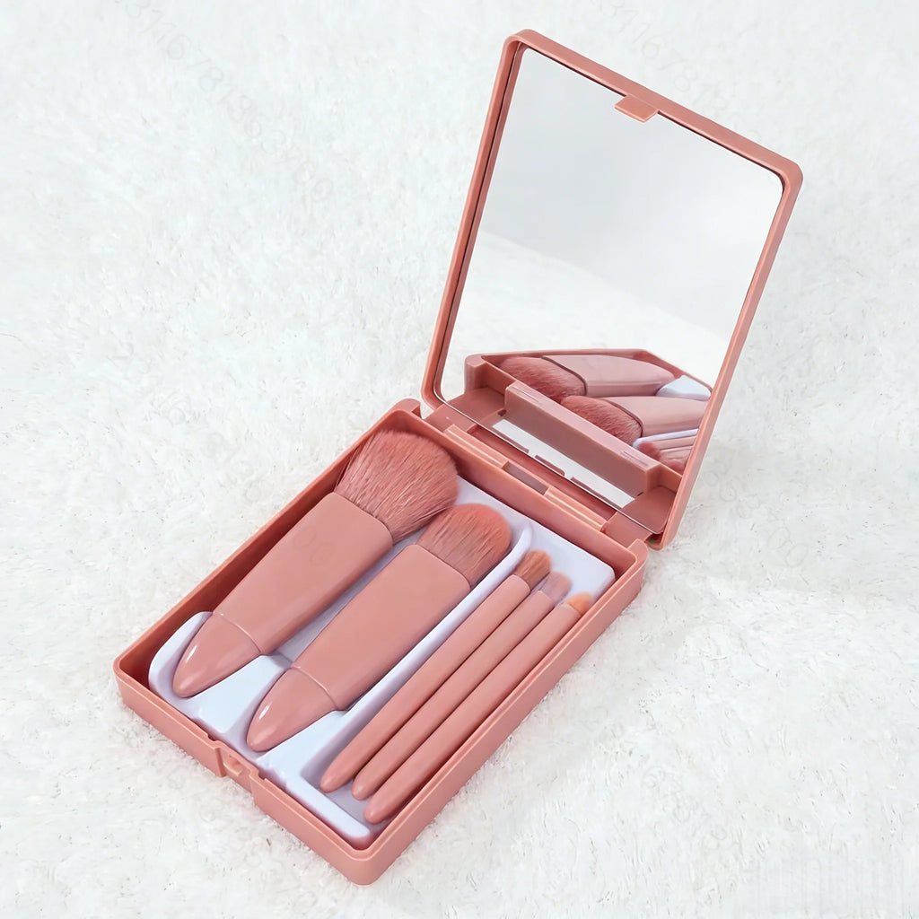 1 Set Chic Pink  Pocket Glam Mini Brush Set