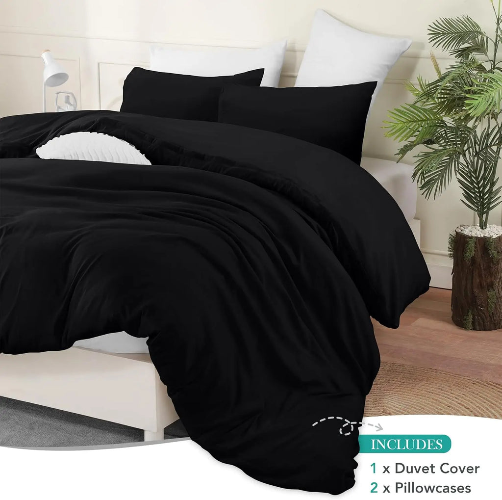 Queen Size Duvet Cover Set with Pillowcases - 3 Piece Soft Brushed Microfiber Bedding, Zipper Closure (Black)