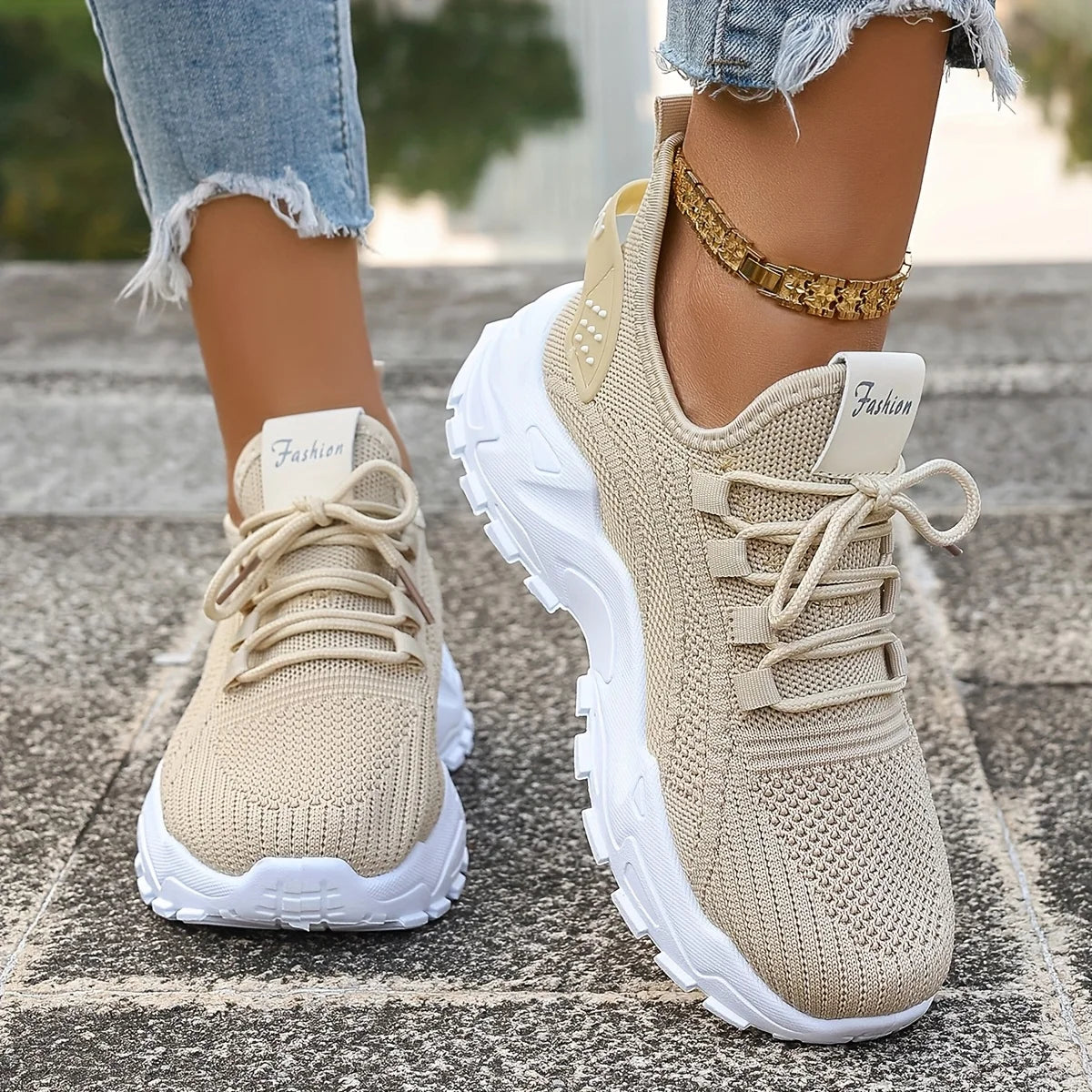 Fashion Knitted Sneakers for Women Mesh Breathable Lace-up Casual Sports Shoes Women's Casual Shoes